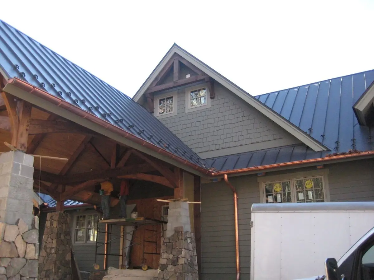 Craftsman Roofing team delivering quality roofing work in Tucson Estates
